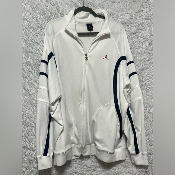 JORDAN MENS WHITE TRACK JACKET WITH RED JUMPMAN LOGO SIZE XL, - Picture 1 of 10